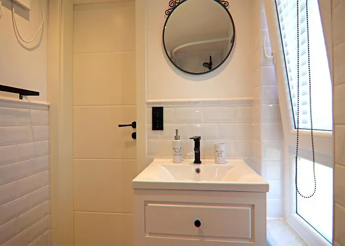 Дом отдыха In Mit Terrasse Und Garten