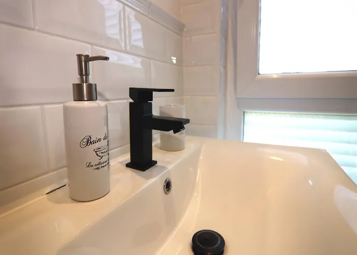 In Mit Terrasse Und Garten Дом отдыха *