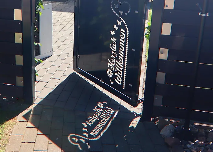 In Mit Terrasse Und Garten Дом отдыха