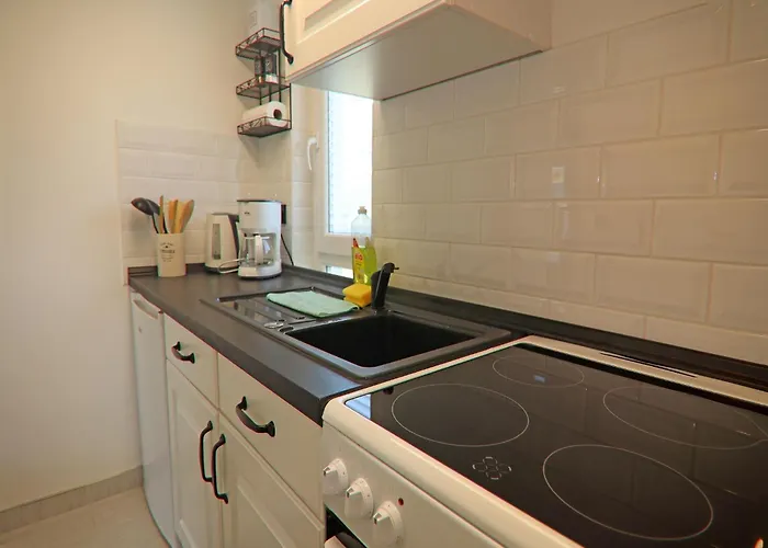 In Mit Terrasse Und Garten Дом отдыха *