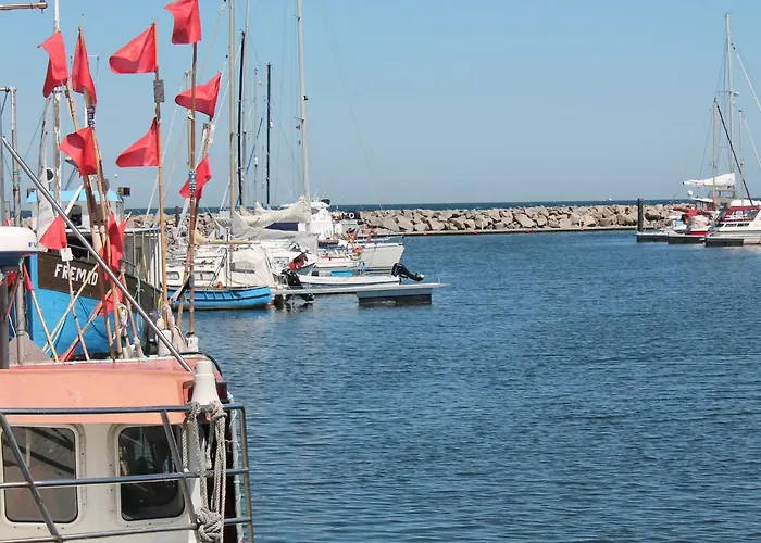 In Mit Terrasse Und Garten * Neubukow